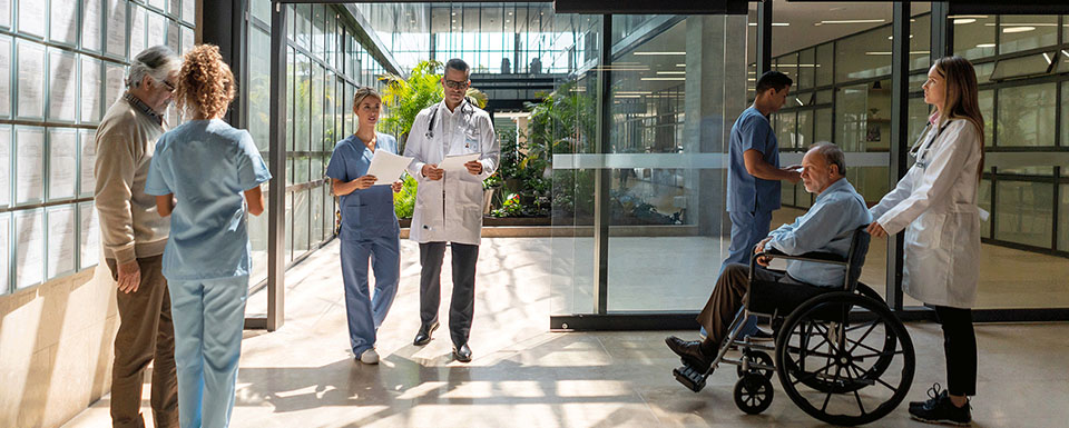 Bild zu Oberarzt für Innere Medizin und Geriatrie mit Homeoffice-Anteil (m/w/d)